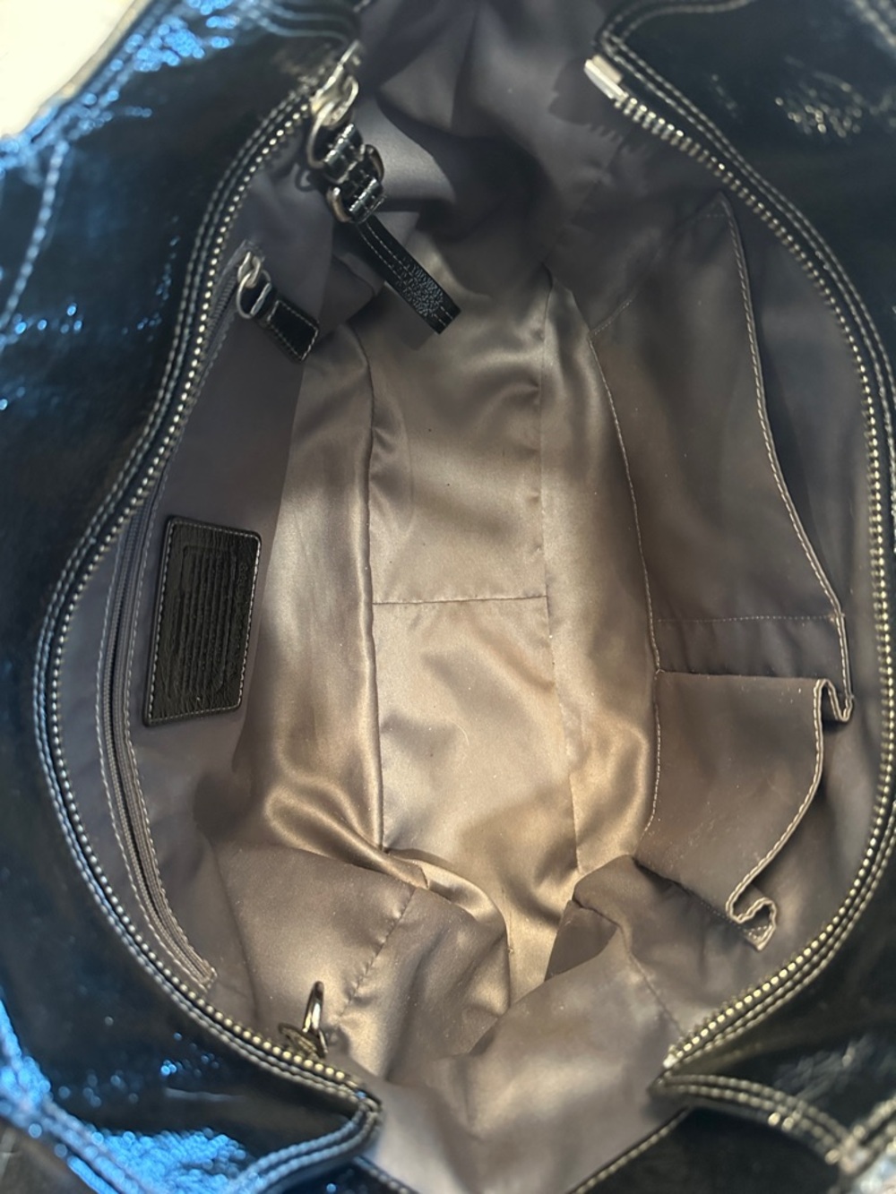 Coach Tribeca Madison Tote Jacquard/Patent Leather w/ Branded Dust Bag GUC - Picture 7 of 12